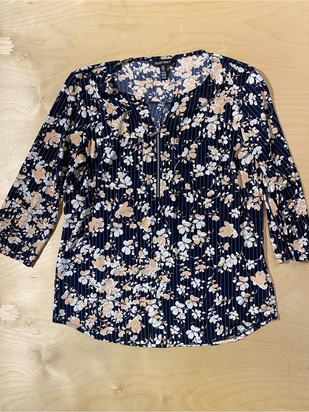 Ellen Tracy Navy Floral 3/4 quarter Zip-Front Blouse Small (SB)